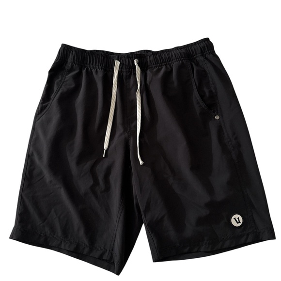 Vuori- Kore Short Lined 9” in Black - Picture 1 of 2